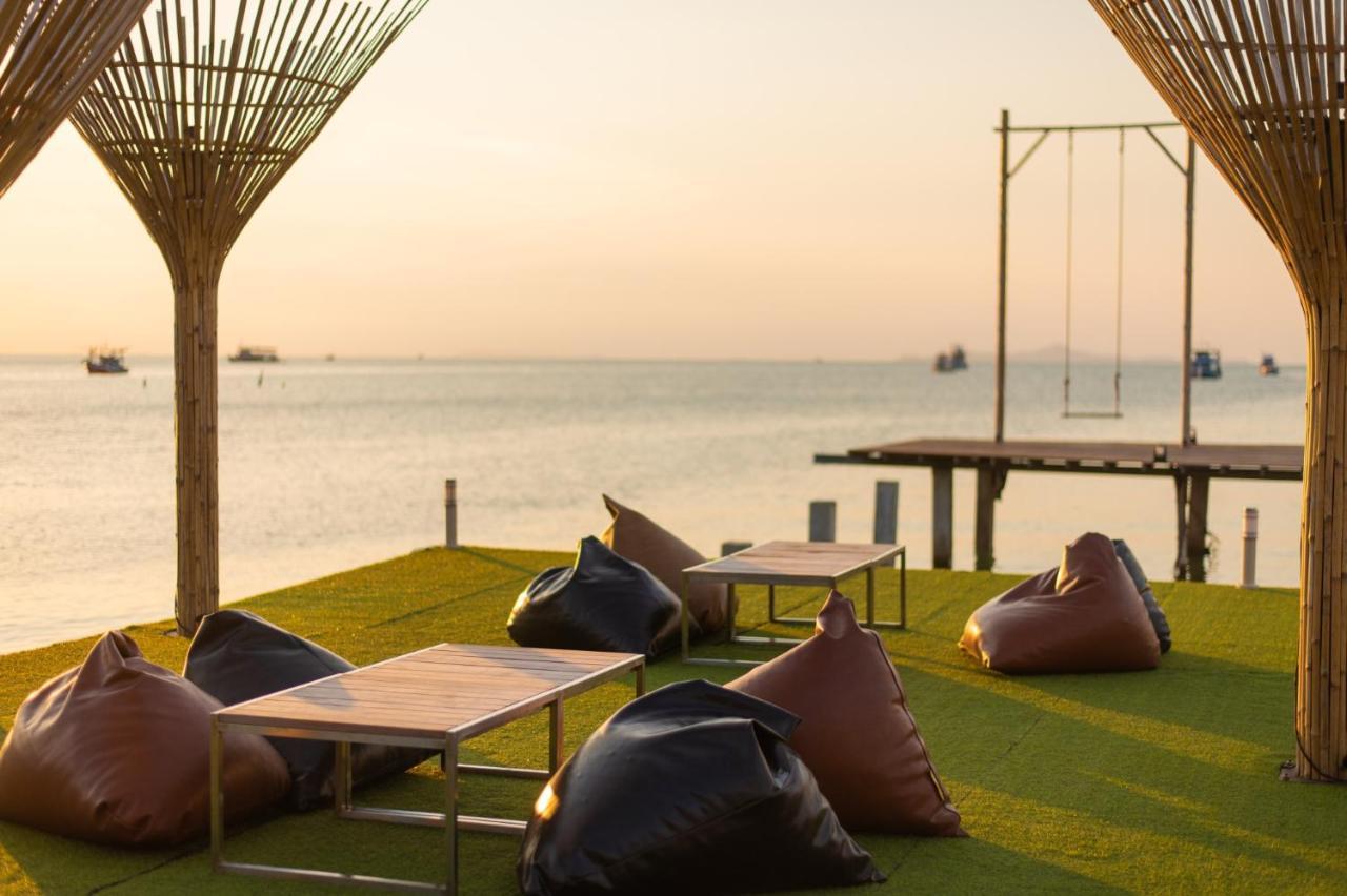 Baan Tah On The Sea Hotel Bangszare Kültér fotó