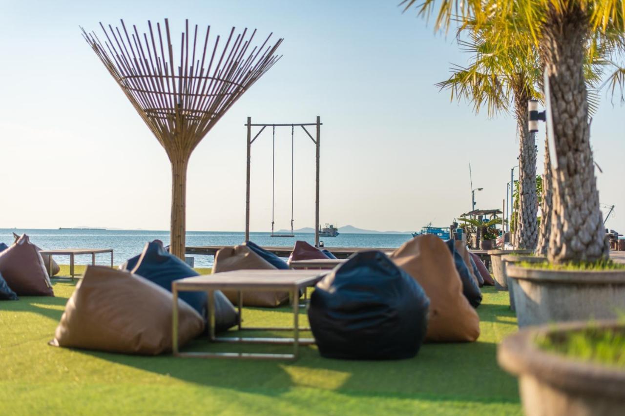 Baan Tah On The Sea Hotel Bangszare Kültér fotó
